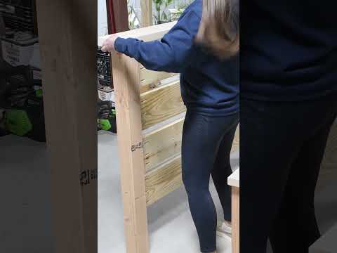 Easy DIY Queen Bed Frame