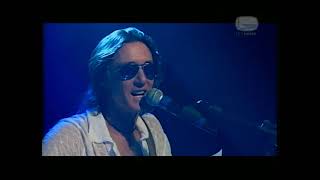 Watch Nilson Chaves Amocariu video
