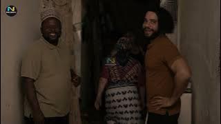 AWADHI AJICHANGANYA MASHAVU AMWIATA  AZIZA JINA LA MKE MKUBWA