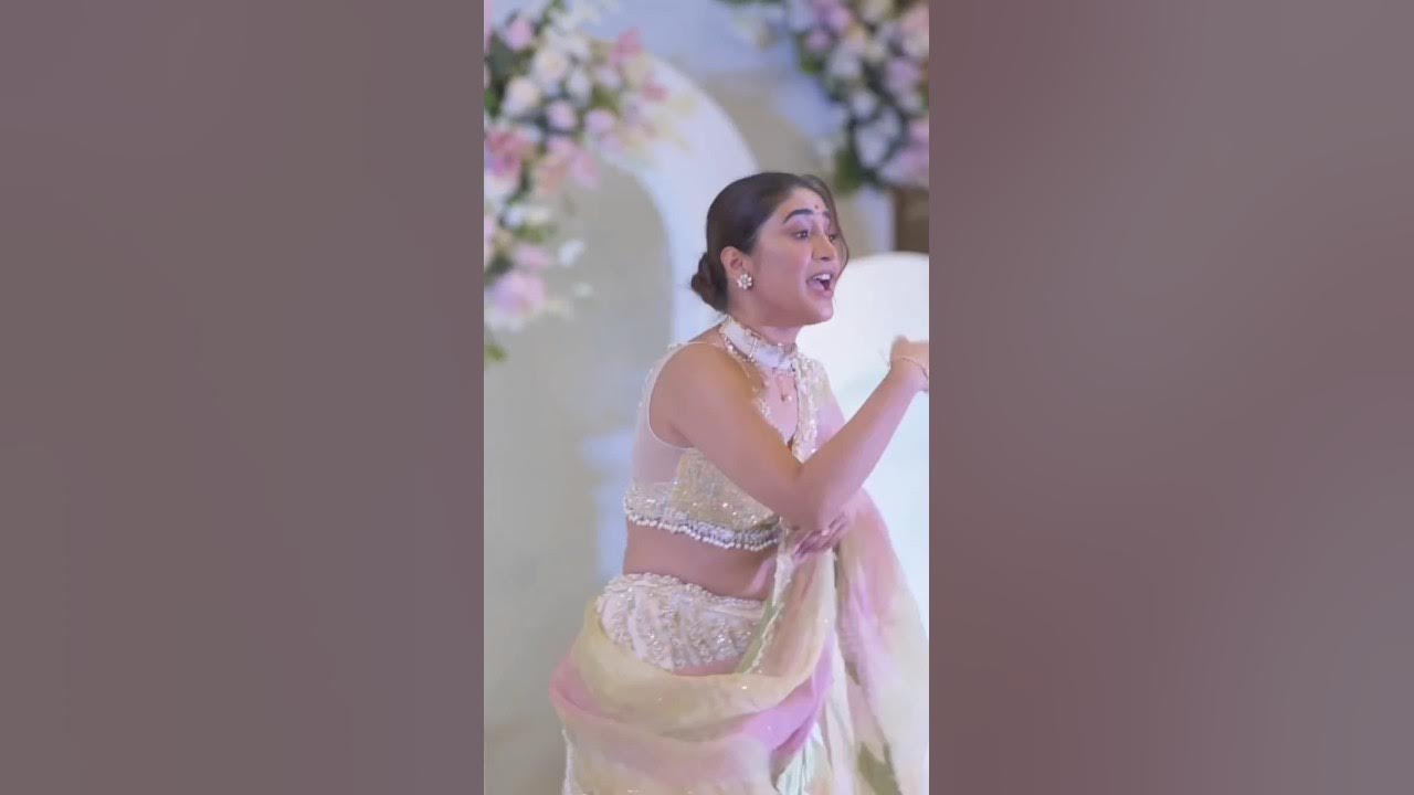Gallan Goodiyaan song #sivangijoshi Viral Dance ! #viraldance #weddingdance #trend #shorts #dance Gallan Goodiyaan song #sivangijoshi Viral Dance ! #viraldance #weddingdance #trend #shorts #dance