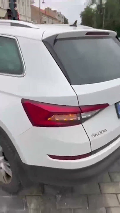 Avarija Vilniuje: susidūrė „Škoda“ ir BMW #15min #bmw #skoda #shorts