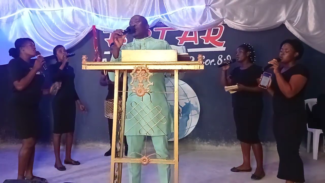 Map swiv li menm devan pilat