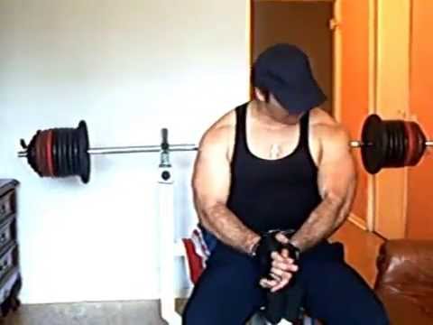 Musculation Motivation Jo latino Soulève Un Maximum De Kg Musculation Motivation Jo latino Soulève Un Maximum De Kg