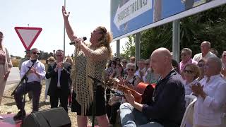 INAUGURADA EN CHICLANA LA ROTONDA DEDICADA A MARÍA JIMÉNEZ