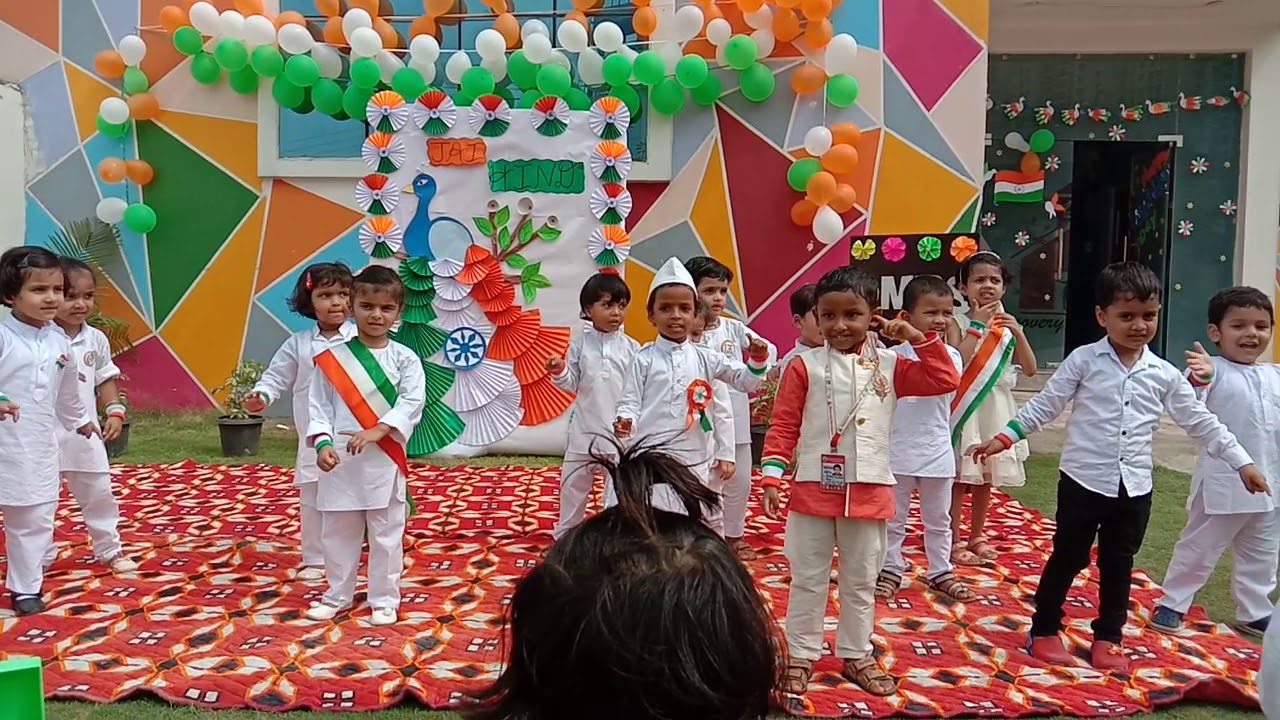 Dance performance by nursery kids - YouTube