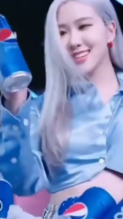 It's a big summer yellow pepsi open the bottle#shorts #bigsummer #open #pepsi #viral #blackpink #ad