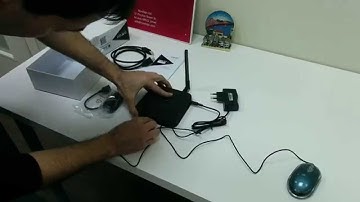 Minix X7 digital signage player box opening