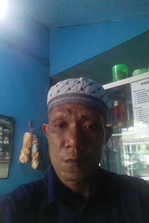 terima jasa juru tukang pijet / urut kesehatan pakde susanto hp :082351187924