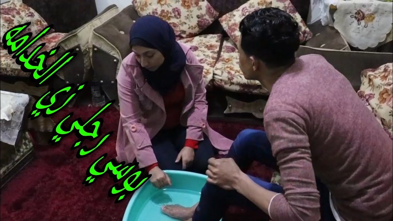 شاب يعامل مرات ابوه بقسوه_ ويخليها تبوس رجليه _شوف المصيبه الي حصلت !!!