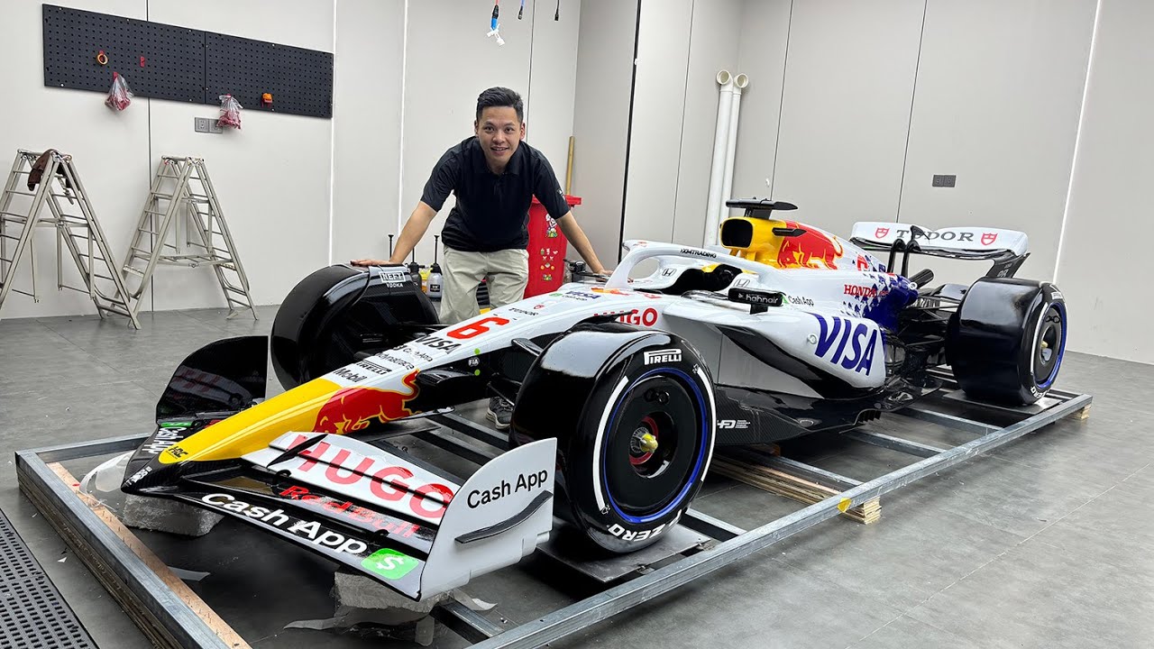 F1 Build What is it like to hand-build an F1 racing car model? - YouTube