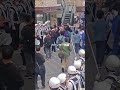 デモ解散地点にて、しばき隊のカウンター抗議、横一列で見守る神奈川県警察機動隊👮🚨、【藤沢モスク建設反対デモ、河合ゆうすけ市議会議員、神奈川県藤沢駅】