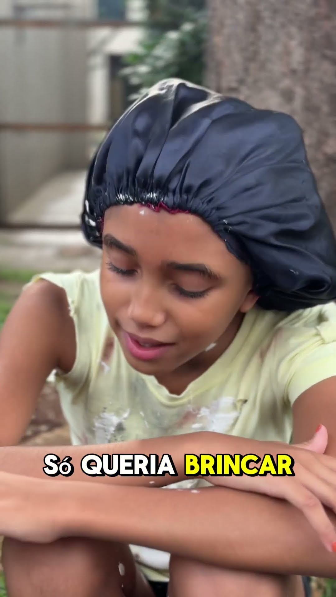 Ela tem vergonha