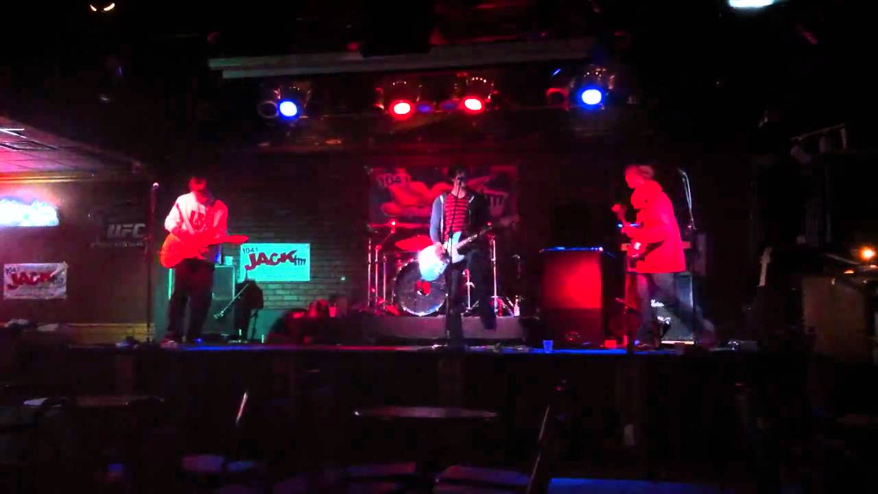 Machine 22 performing Bad Moon Rising by CCR