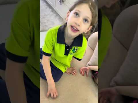 لولو زعلانة إنها ماشترت بالمدرسة لمين أعطت المصاري