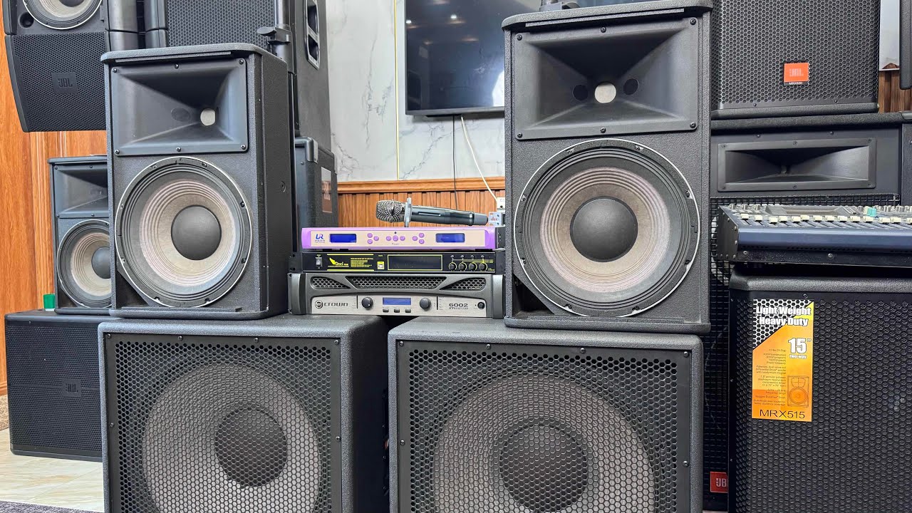 JBL 712m đẹp AE Không mua lại mua của mấy thằng mõm bán 30 và 34 triệu🤣rồi lại zời ơi mình bị nó lừa