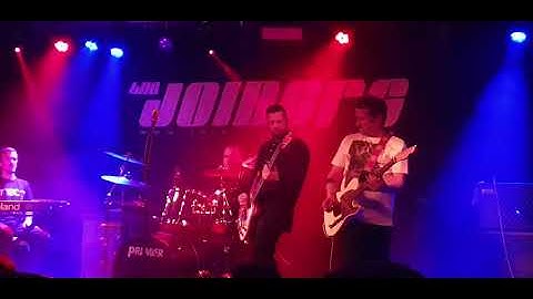 Pictures by Zephyr. Recorded live at The Joiners, Southampton, England