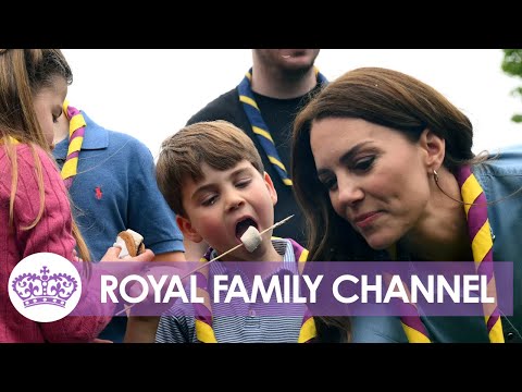 Video: Royals-ul eliberează o fotografie bătrână adorabilă a chicotei lui Prince Louis