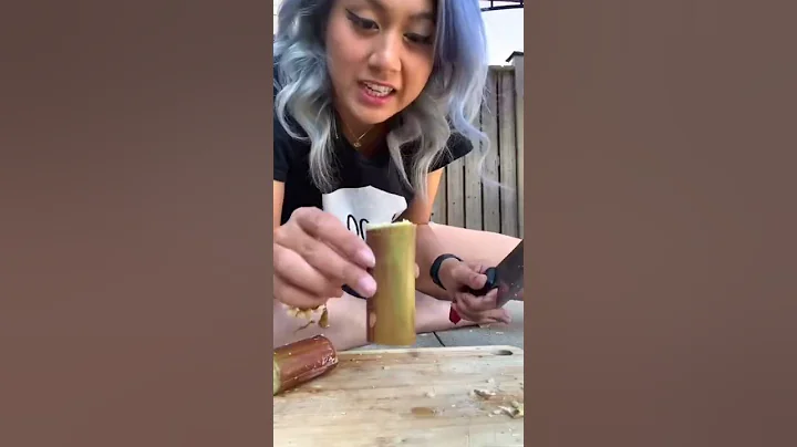 TEETH DESTROYED FROM THIS! HOW TO EAT SUGARCANE #shorts - DayDayNews
