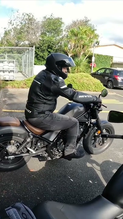 Honda Rebel 500 with shorty exhaust #honda #motorcycle #loudpipes