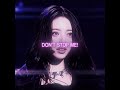 Mini skirt matches Yuna so much. #yuna #yunaitzy #shinyuna #itzy #itzymidzy