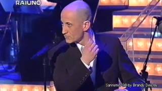 PICCOLA ORCHESTRA AVION TRAVEL - Dormi E Sogna (Sanremo 1998 - Prima Esibizione - AUDIO HQ) chords