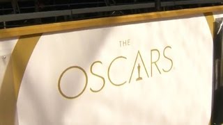 Oscars 2014 red carpet rolled out early due to rainy forecast