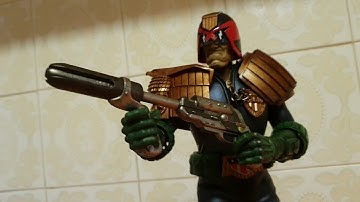 JUDGE DREDD 1/6 SCALE APOCALYPSE WAR 3A 2000AD