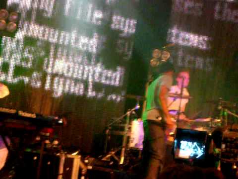 Everything is Broken & Day 'n' Nite (LIVE) - Mr Hudson & Kid Cudi - iTunes LIVE London Festival '09
