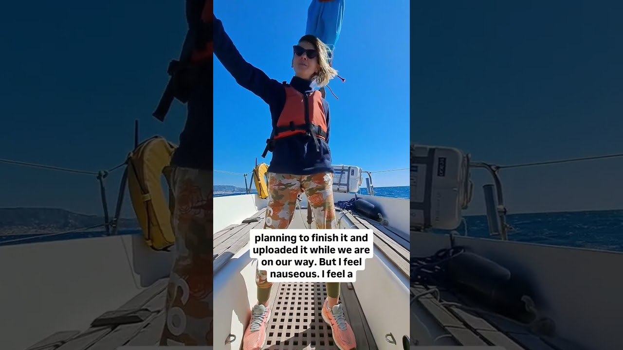 ⁣We are back on the water! 🤩⛵️🇮🇹#liveaboard #sailing #boating #freedom #adventure