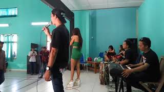CINTA TERLARANG - VIO KITTY MEMBUAT SUASANA HOT JADI INGIN BERGOYANG - RANANTA MUSIC PRODUCTION