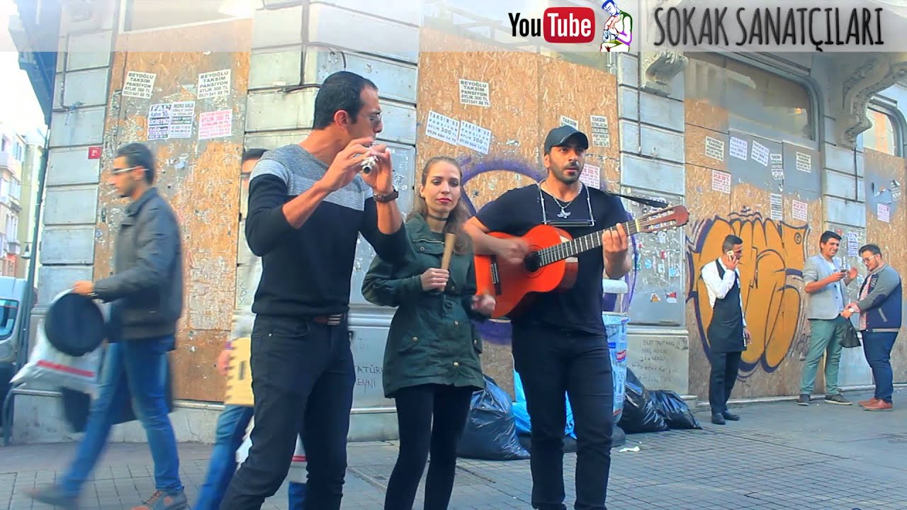 ⁣İstiklal Caddesinde İranlı Sanatçılar - Khoda Chera Ashegh Shodam Man - Sokak Sanatçıları