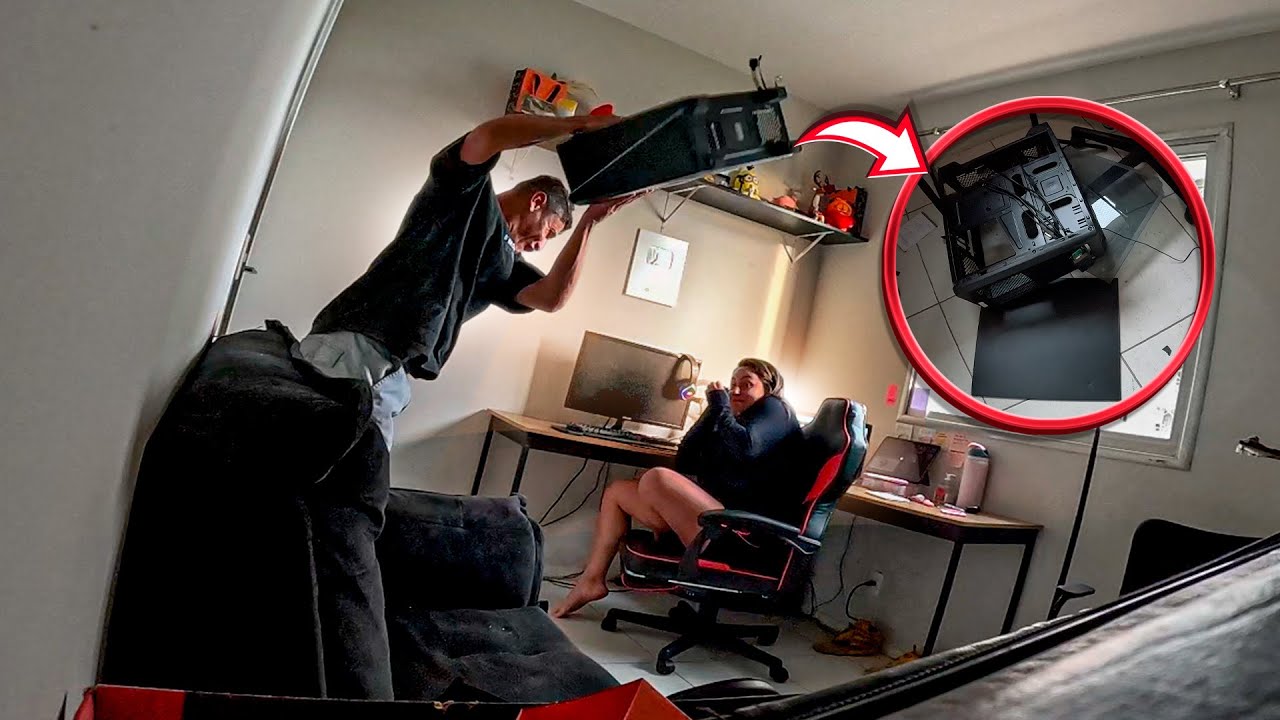 QUEBREI TUDO DENTRO DE CASA COM CIUMES DOS MEUS AMIGOS *trollagem*