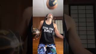 Addison Rae Can Juggle? 🤹‍♂️ #shorts  #juggling #addisonrae