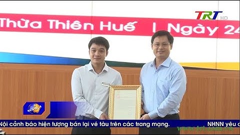 Tặng bằng khen của Chủ tịch UBND tỉnh cho nam thanh niên dũng cảm cứu người