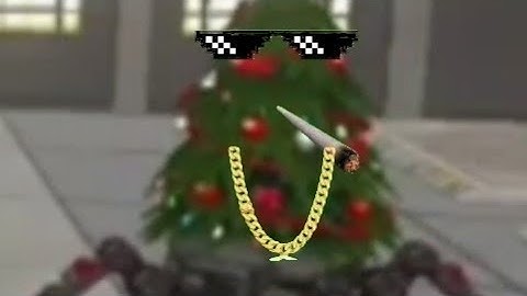 pixonic vs chrismas dancing tree (War robot)