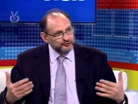 SCHEMEL EXPLICA RECONFIGURACION POLITICA