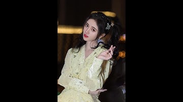 Cúc Tịnh Y - Tình Yêu Vội Vàng Dance Version  |  Biểu Diễn Tại Connect Song Thập Nhất Đêm Cuồng Hoan