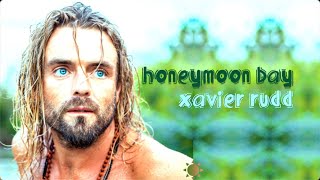 Xavier Rudd - Honeymoon Bay - Base Musicale con Testo