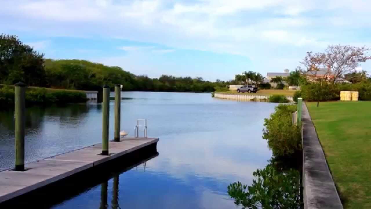 MIRABAY LAGOON BOAT LIFT Apollo Beach FL Youtube