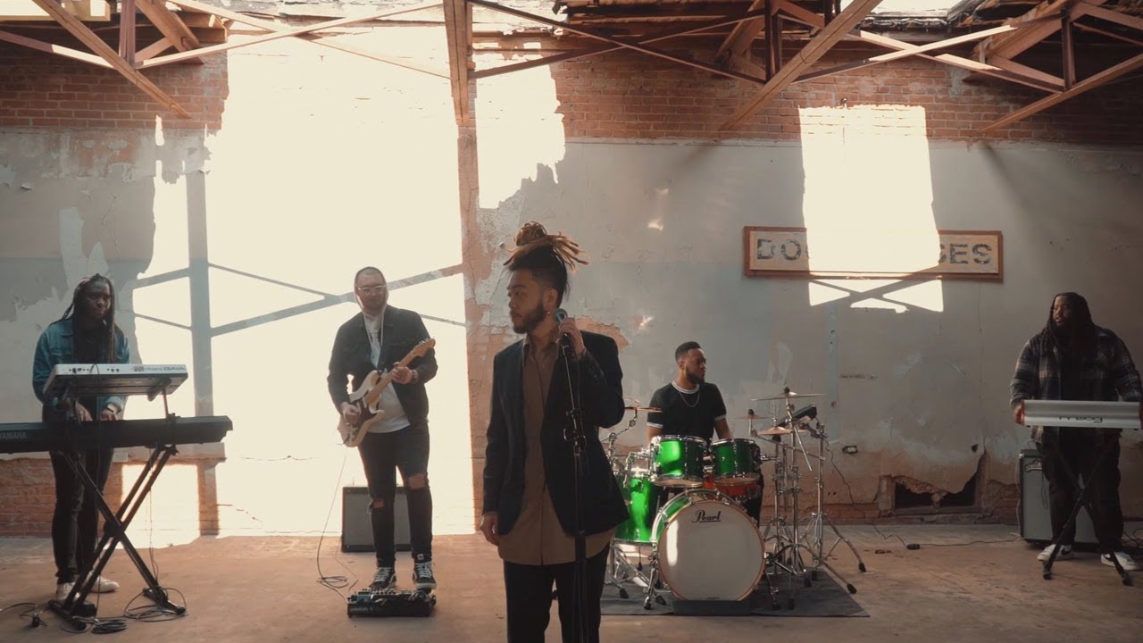 G2 - TIME LIVE (OFFICIAL MUSIC VIDEO) FT. THE BAND KIN - YouTube