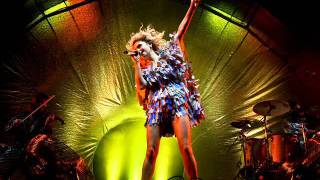 05 I Wanna Life - Goldfrapp Live O2