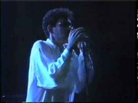 Legião Urbana - 02 - Meninos e Meninas (ao vivo Joquei Club 1990)