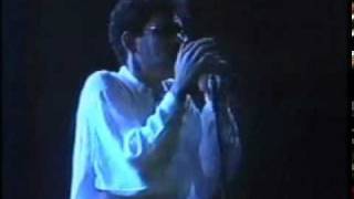 Legião Urbana - 02 - Meninos e Meninas (ao vivo Joquei Club 1990)