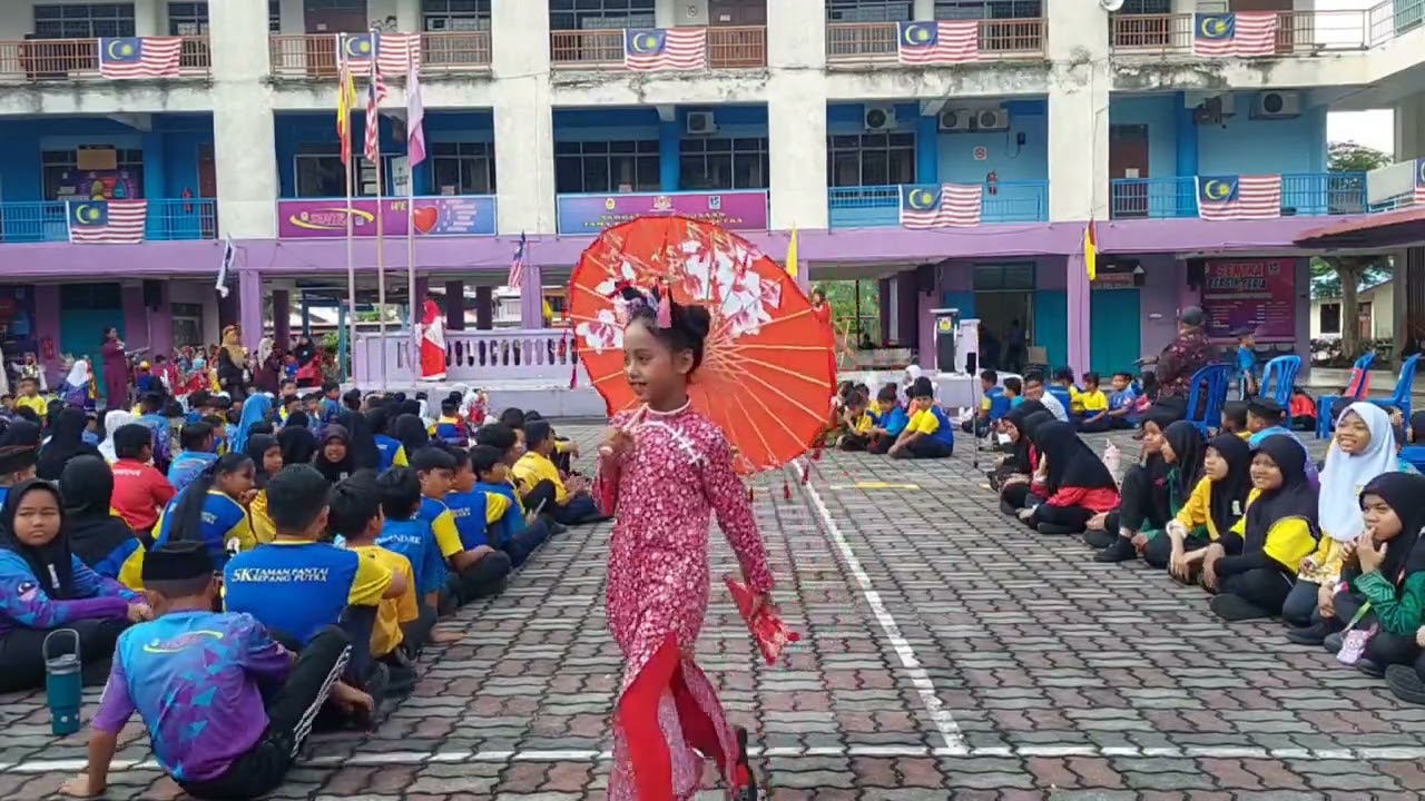 PERTANDINGAN PAKAIAN BERAGAM PAKAIAN TRADISIONAL KAUM DI MALAYSIA PRA SEKOLAH UM SENTRA