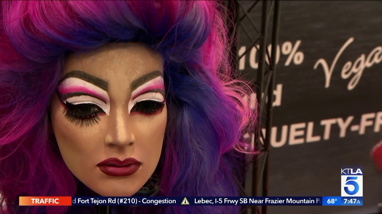 Check Out the Next Red Carpet Beauty Trends at CosmoProf