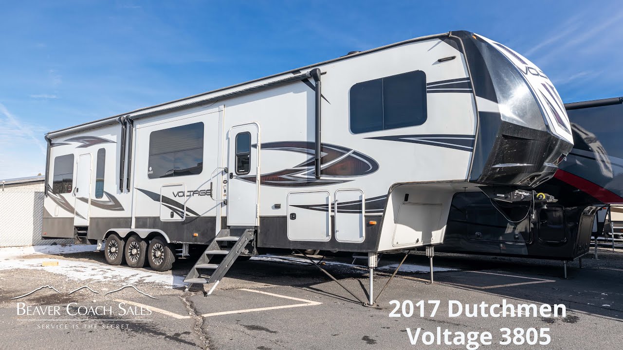 2017 Dutchmen Voltage 3805 5th Wheel