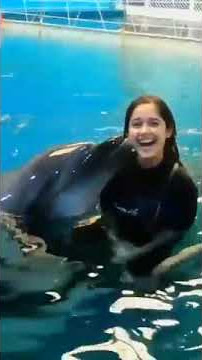 jannat jubir kissed by ??..