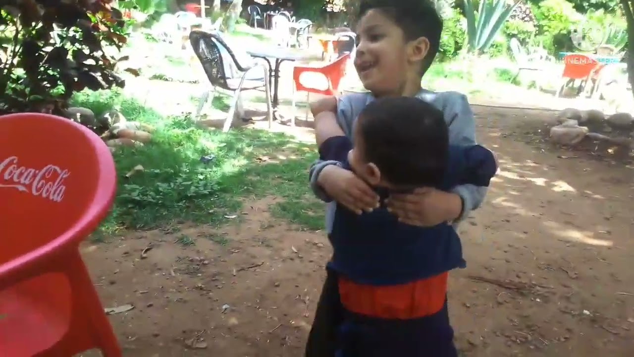 اجيو تشوفو فين مشيتنا  وفين  دوزنا نهار زوين بزاف مع بعظيتنا فرحت لوليدات دخلو شفو   فرحو وليدتكم