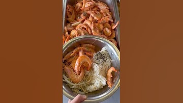 Cơm công ty cho ăn thoải mái