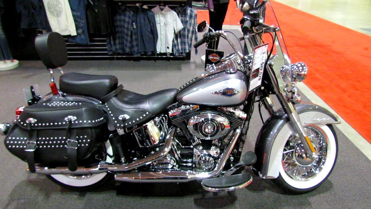 Harley Davidson Heritage Softail Classic Walkaround Toronto